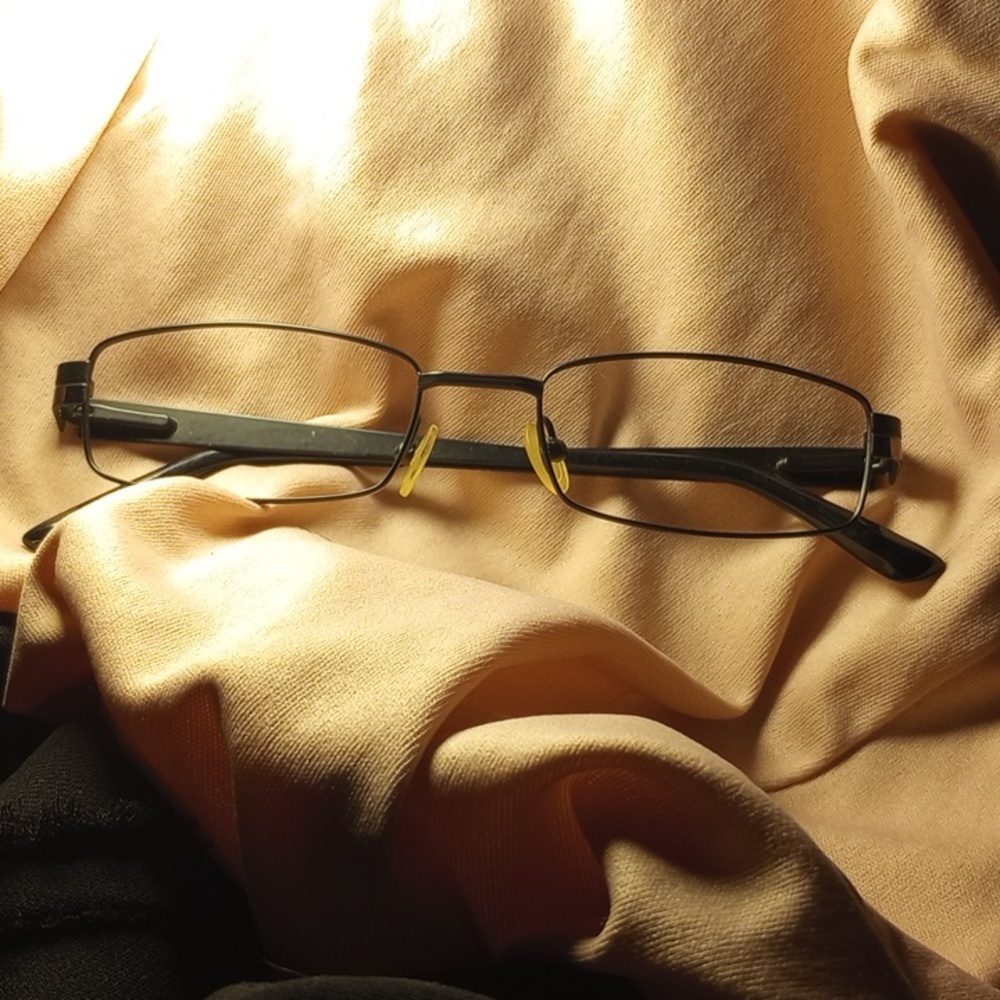 Wire eye glass frames